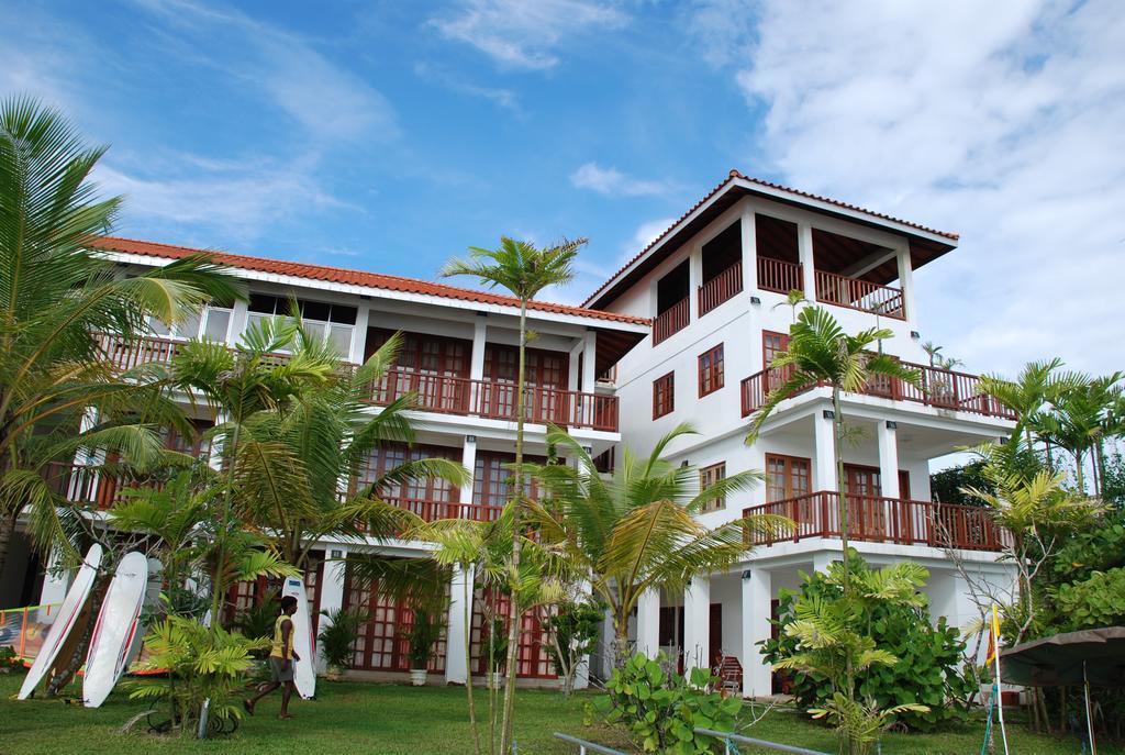 Marina Bentota Hotel Exterior photo